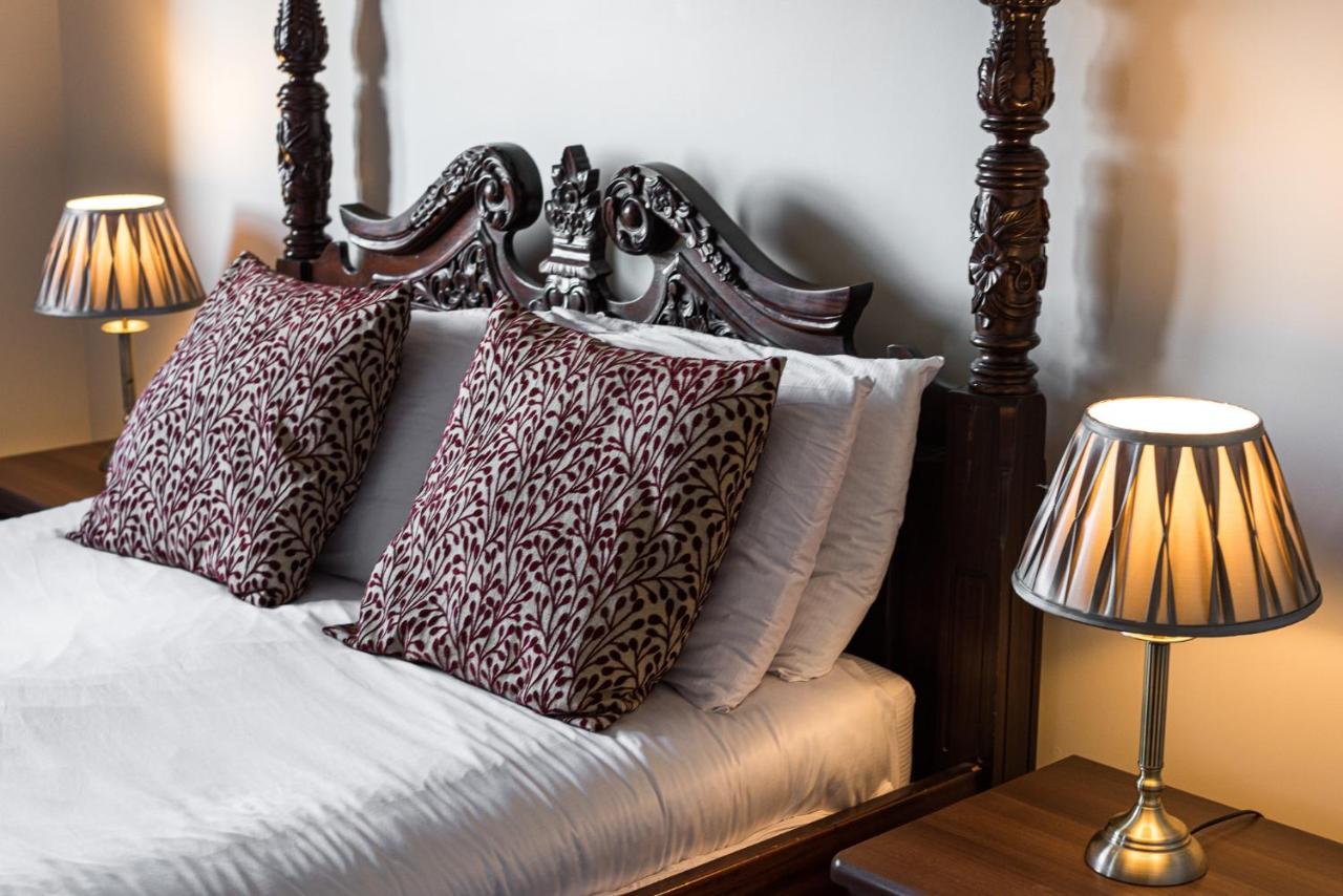 Riviera Guesthouse วิทบี ภายนอก รูปภาพ